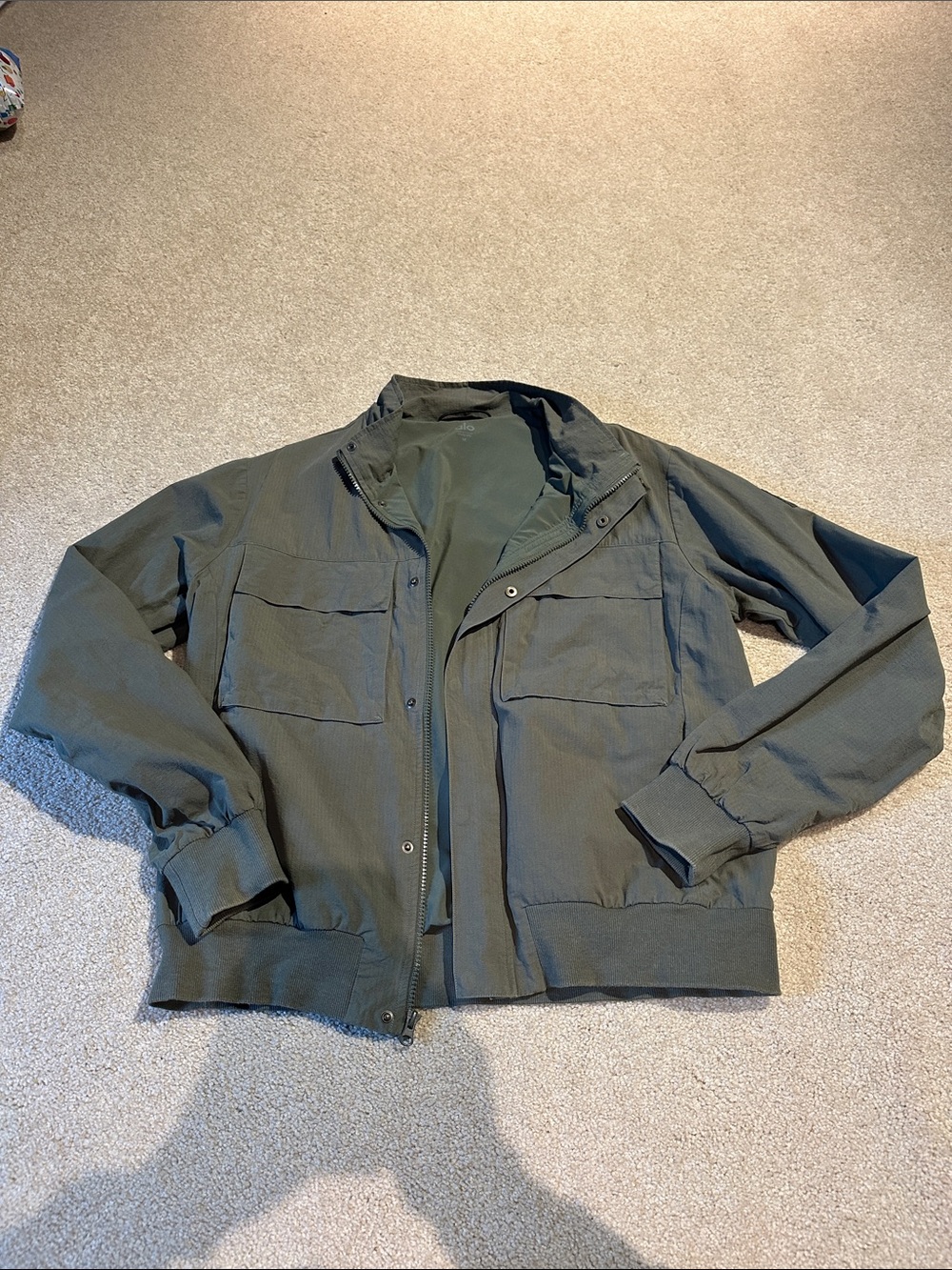 ALO YOGA Men’s Shoreline Bomber Jacket - Jungle Olive Green Full Zip